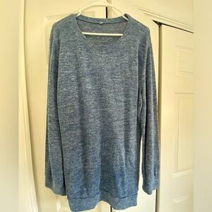 Cozy and super soft blue pullover with great texture